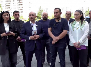 «Լուսավոր Հայաստան»-ի այսօրվա քարոզարշավը՝ Գեւորգ Չաուշի արձանի մոտ