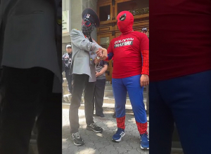 «Բոլորին դեմ եմ»-ը «գործ կարելու» ակցիա իրականացրեց դատախազության դիմաց