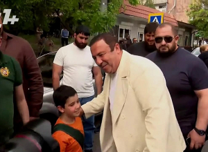 Գագիկ Ծառուկյանը քարոզարշավ է իրականացնում Նոր Նորքում. ՈՒՂԻՂ