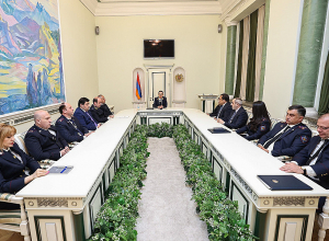 Ընտրակաշառքը հանցագործություն է․ դատախազը նիստ է անցկացրել