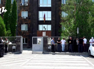 Դատարանը քննում է Գագիկ Ծառուկյանին կալանավորելու միջնորդությունը. ՈՒՂԻՂ