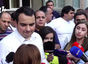 ԱԺ անցած ՔՊ-ականները իրենց ճակատին կրում են ԲՀԿ-ի գողացված ձայների դրոշմը. Նարեկ Կարապետյան