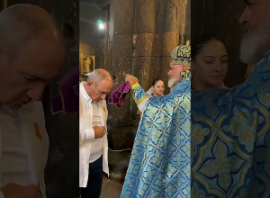 Փաշինյանը Բջնիի Սուրբ Աստվածածին եկեղեցում մասնակցել է  պատարագի