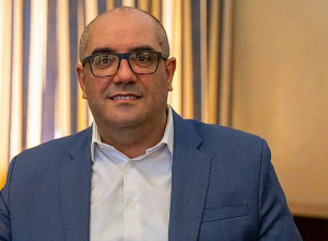 Հրաչյա Ռոստոմյանը հեռացել է Հայաստանի բասկետբոլի ֆեդերացիայի նախագահի պաշտոնից