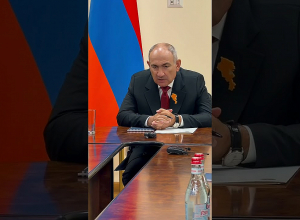Նիկոլ Փաշինյանը ԲՏԱ նախարարության աշխատակազմին է ներկայացրել նորանշանակ նախարարին