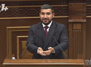 Էդ ելույթներ ունեցողները ծեծվելու էին, ինքնասպան էին լինելու, երկու կրակոցով սպանվելու էին
