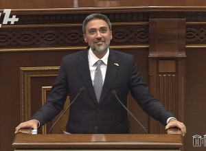 Դուք սիրում եք, երբ Ձեզ գովում են. Սիսակ Գաբրիելյանը` Արամ Վարդևանյանին