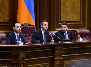 9-րդ գումարման Ազգային ժողովի նիստը. ՈՒՂԻՂ