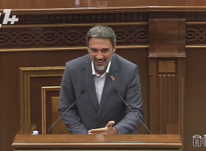 Ազգային ժողովի նիստերի դահլիճը զոհասեղա՞ն ա, ի՞նչ ա․ Արամ Վարդևանյան