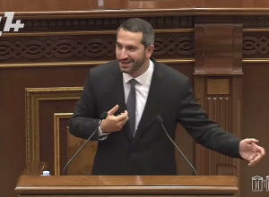 Սա քուչա չի, սա բազառ չի, սա պատերազմ չի․ Ռուբեն Ռուբինյան