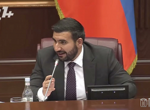 Քրեական ենթամշակույթին բնորոշ խոսույթ է, անջատե՛ք խոսափողը. Քոչարյան-Ալեքսանյան բանավեճ