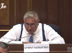 «Նախճավան» գոյություն չունի, Նախիջևան է, դիտողություն անելուց առաջ կարդացե'ք ձեր գրածը․ Խաչատրյան