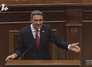 44-օրյա պատերազմի վերքը բացումա, բորբոքումա ու դրա դիմաց քվեա ուզում ստանա. Վարդևանյան