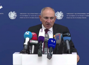 Սահմանադրությունը մեր օրակարգի մեջ չի մտնում․ Փաշինյանը՝ Ալիևի հետ հանդիպման մասին