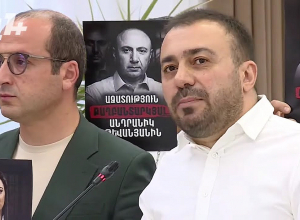 Գործ ունենք քաղաքական պատվերի հետ․ Անդրանիկ Թևանյանի թիմակիցներն ակցիա իրականացրին՝ ավագանու նիստում