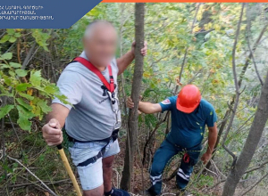 Փրկարարներն օտարերկրյա քաղաքացուն դուրս են բերել արգելափակումից