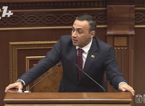 Էդգար Ֆերդինանտովիչ, գնացեք և պահանջեք Ձեր նախկին «հաջորդ վարչապետ Սամվել Կարապետյանի» հրաժարականը