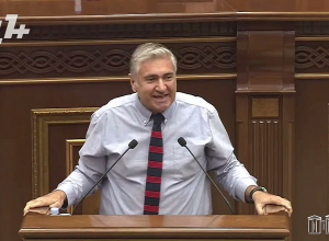 ՀՀՇ-ից ծնվեց մեկը, ով ոչնչով չի տարբերվում թուրքերից․ Խաչատրյանի արձագանքը՝ Եղոյանին