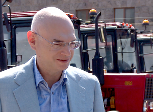 Mikael Vardanyan donated agricultural machinery and trucks amounting to 128 million drams to Tavush